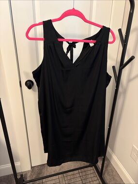 Old Navy Black Tie-Back V-Neck Dress